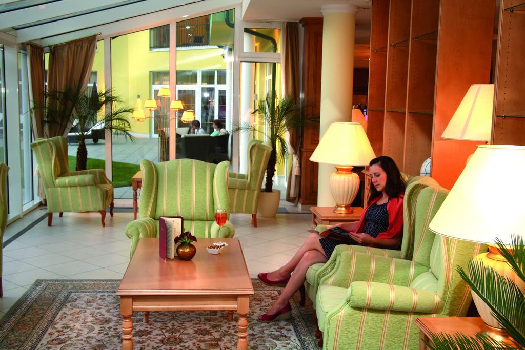 Parkhotel Bad Schallerbach Eksteriør billede